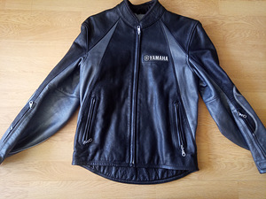 Naiste motojope Yamaha, r. S (1 foto / 5)