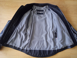 Naiste motojope Yamaha, r. S (3 foto / 5)