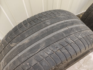 Шины Michelin 275/35R19 (4 фото из 5)