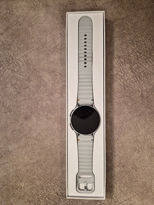 Galaxy Watch7 (2 foto / 5)
