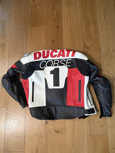 Ducati Corse mootorratta sõiduriided (2 foto / 2)