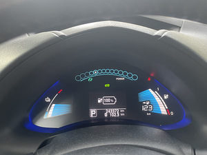 Nissan Leaf, 2015, 100km/laadimine (4 foto / 4)