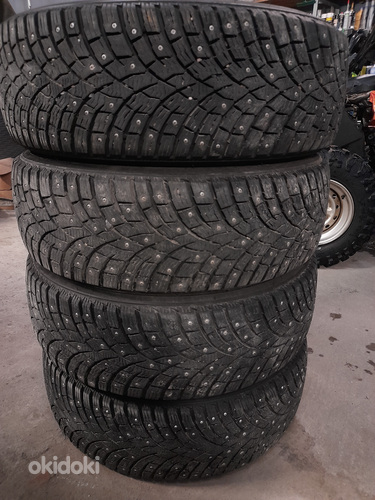 Korralikud naastrehvid 235/60 R18