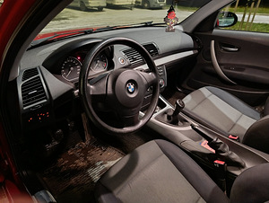 BMW 116i (2 foto / 7)
