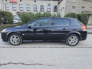 Opel Signum (6 фото из 14)