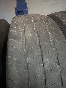 215/65 R 16 C (4 foto / 6)