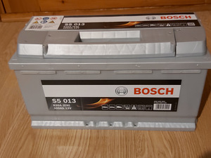 Аккумулятор Bosch 100Ah 830A