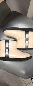 UGG (2 фото из 2)