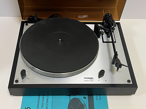 Thorens TD-166 mkII , Auto-Lift , Belt Drive (2 foto / 8)