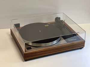 Linn Sondek LP-12 (1 foto / 8)