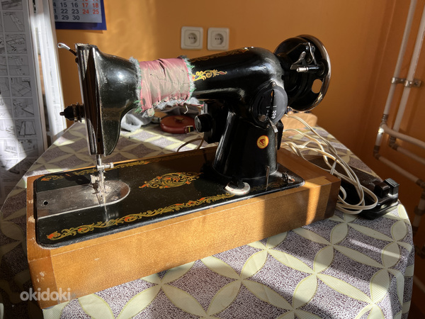Швейная машина "Подольск" (фото #2)