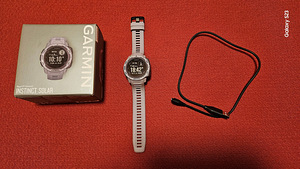 Garmin Instinct Solar (1 foto / 4)