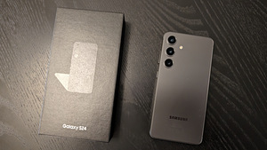 Samsung Galaxy S24 256Gb Onyx Black (2 foto / 3)
