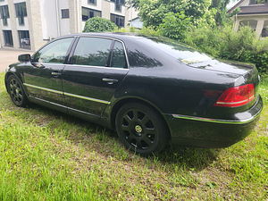 Volkswagen Phaeton (7 foto / 15)