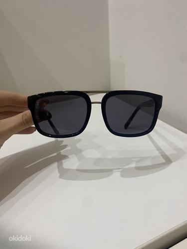 Солнечные очки Louis Vuitton (фото #1)