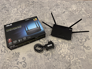 Роутер Asus (1 фото из 1)