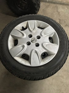 Nokian Hakkapelita 4 185/60 R15 (2 foto / 3)