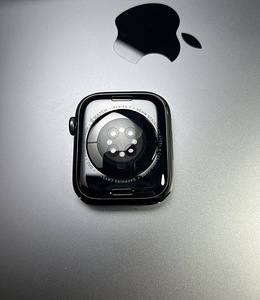 Apple Watch Series 7 GPS+LTE 45mm Graphite Stainless Steel (2 foto / 8)