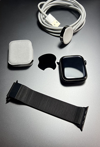 Apple Watch Series 7 GPS+LTE 45mm Graphite Stainless Steel (8 foto / 8)