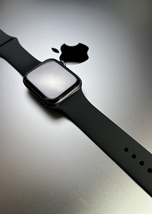 Apple Watch Series 6 GPS + LTE 44mm Graphite Aluminum BH83% (5 foto / 10)