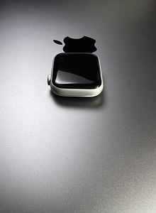 Apple Watch Series 6 40mm Aluminium Silver BH89% (4 foto / 8)