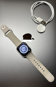 Apple Watch SE Gen.2 GPS 40mm Silver Aluminum BH95% (1 foto / 8)