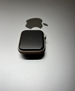 Apple Watch SE Gen.2 GPS 40mm Silver Aluminum BH95% (8 foto / 8)