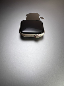 Apple Watch SE Gen.2 GPS + LTE 40mm Starlight Aluminum BH98% (5 foto / 7)