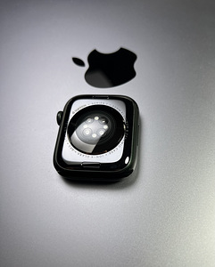 Apple Watch Series 7 GPS + LTE 45mm Green Aluminum BH83% (8 foto / 8)