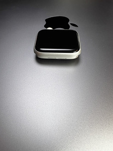 Apple Watch Series 4 GPS 40mm Silver Aluminium BH92% (3 foto / 7)