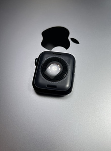 Apple Watch SE Gen.2 GPS+LTE 40 mm Midnight Aluminium BH82% (8 foto / 8)