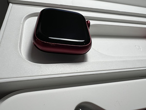 Apple Watch Series 7 GPS + LTE 41mm Red Aluminum BH99% (3 foto / 8)
