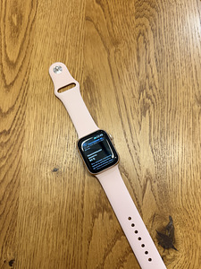 Apple watch SE GPS 40mm gold aluminium BH84% (5 foto / 6)