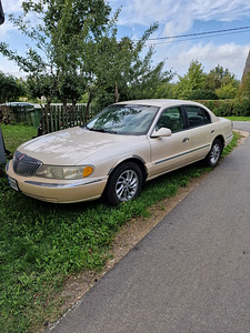 Lincoln continental (7 фото из 7)