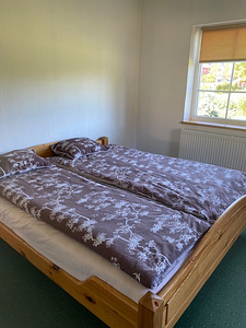 Magamistoas puitmööbli komplekt (3 foto / 5)
