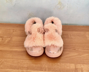 Босоножки женские. (9 фото из 10)