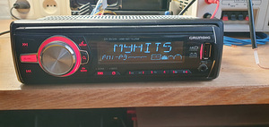 Grundig GX-30 USB / SD 4x25W 24V Automakk (2 foto / 3)