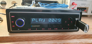 Blaupunkt Melbourne 120 AM/ FM/ USB 12V autoraadio (2 foto / 5)