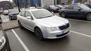 Skoda superb (5 foto / 5)