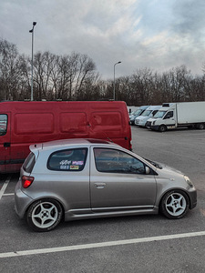 Toyota Yaris T-Sport (2 foto / 5)