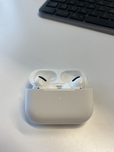 Apple AirPods Pro 1 (original) (1 foto / 2)