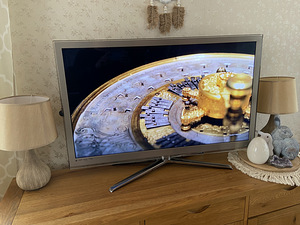Teler Samsung 40" UE40C8000 (1 foto / 4)