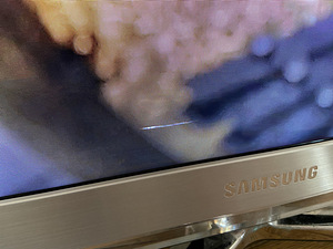 Teler Samsung 40" UE40C8000 (4 foto / 4)