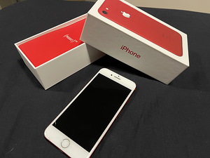 iPhone 7 128 ГБ КРАСНЫЙ (1 фото из 4)