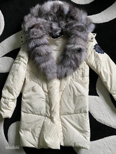 Зимняя пуховая куртка новая (фото #1)