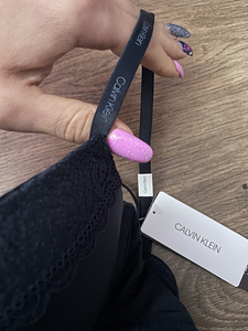 Calvin Klein (3 фото из 3)