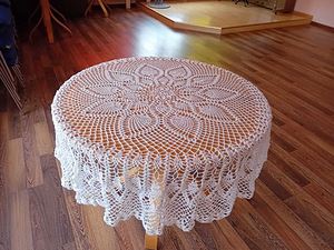 Laudlinad 150 -160 cm puuvillast скатерти (1 foto / 2)