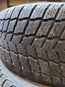 Nexen 255/55r18 (1 foto / 2)