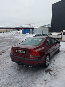 Volvo s60 awd (2 foto / 3)