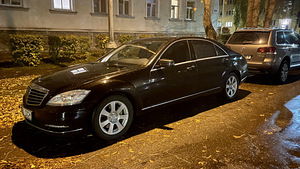 Mercedes w221 оригинальные 17 диски, хорошая зима Мишлен (1 фото из 1)